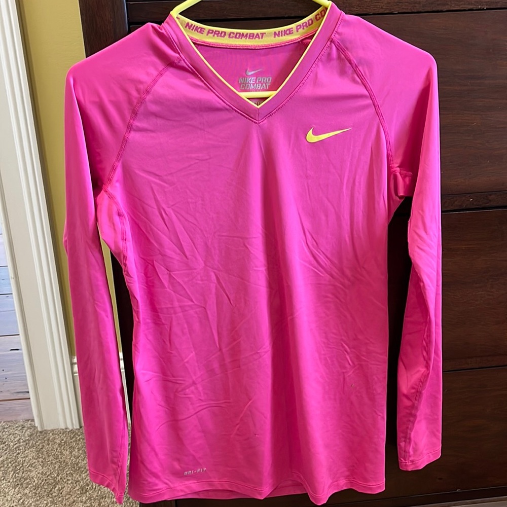 Women’s Nike Dri-Fit shirt